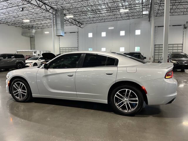 Used 2019 Dodge Charger SXT with VIN 2C3CDXJG1KH757840 for sale in Peoria, AZ