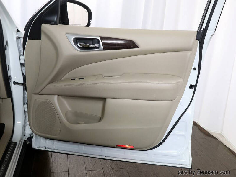 2015 Nissan Pathfinder Platinum