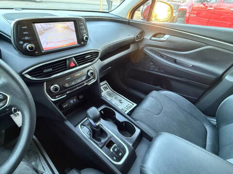 2019 Hyundai Santa Fe SE 2.4L