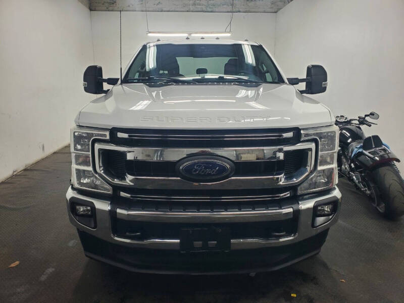 2022 Ford F-350 Super Duty XLT