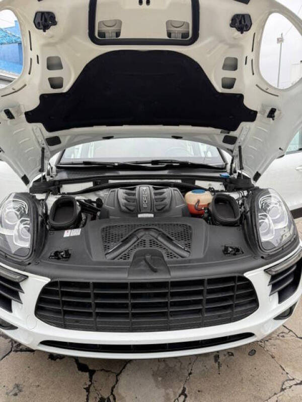 2018 Porsche Macan S