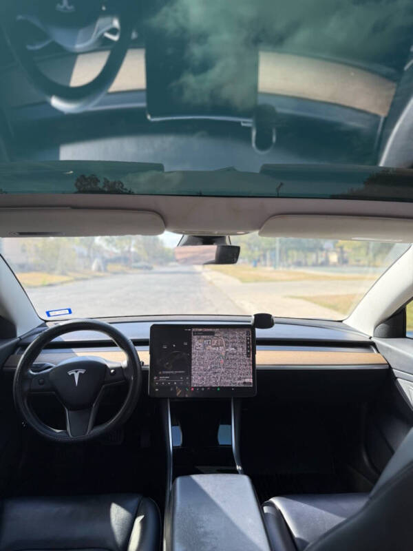 2019 Tesla Model 3 Standard Range