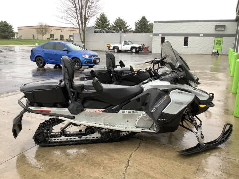 2020 Ski-Doo Grand Touring Sport Rotax®