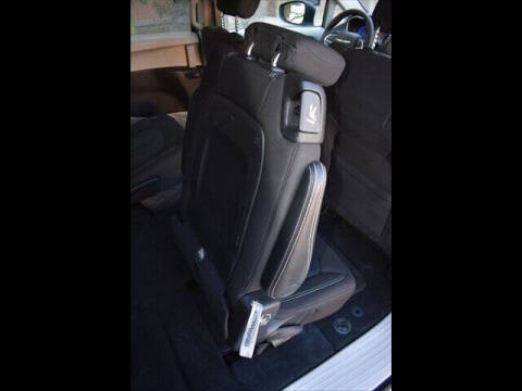 2021 Chrysler Voyager LX