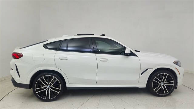 2023 BMW X6 xDrive40i