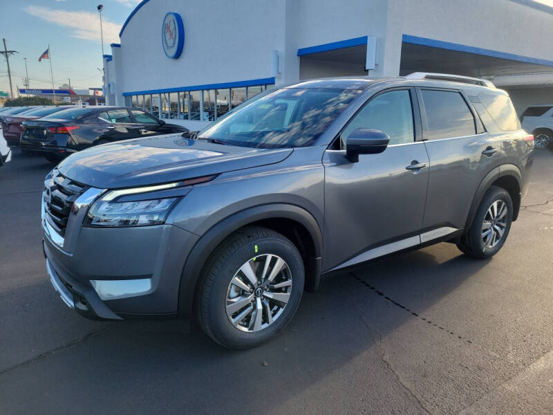 2025 Nissan Pathfinder SL