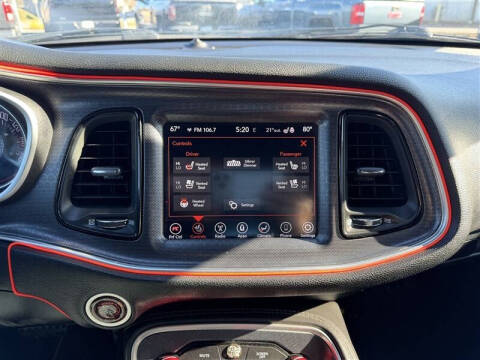 2017 Dodge Challenger SXT