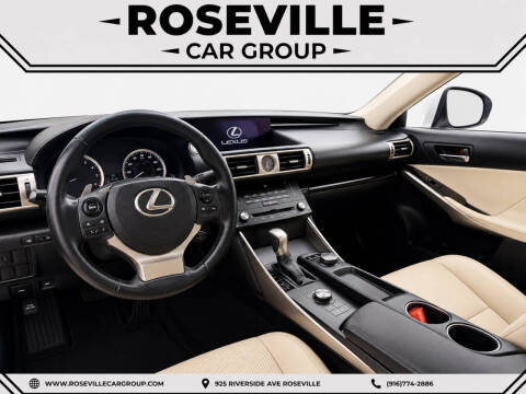 2016 Lexus IS 200t