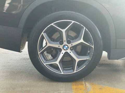 2017 BMW X1 xDrive28i