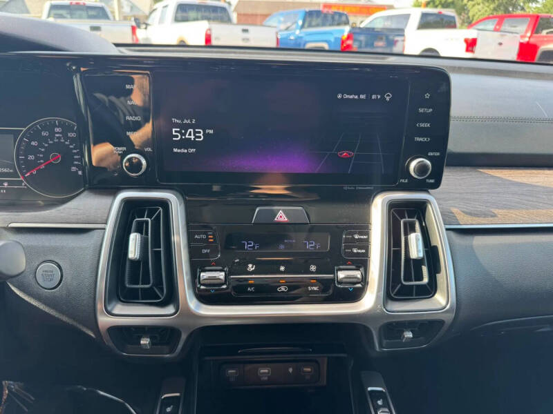 2022 Kia Sorento X-Line EX