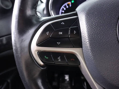 2019 Jeep Grand Cherokee Laredo E