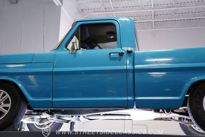 1967 Ford F-100