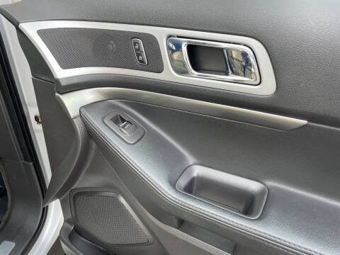 2014 Ford Explorer Sport