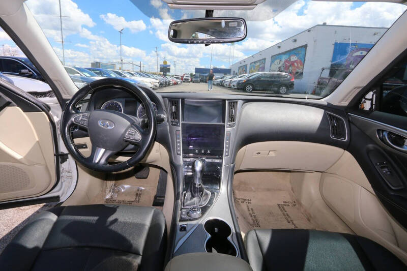 2014 Infiniti Q50