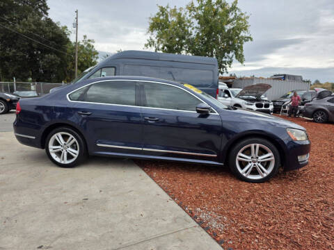2012 Volkswagen Passat TDI SEL Premium