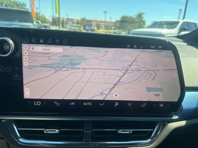 2026 Chevrolet Equinox EV LT 2