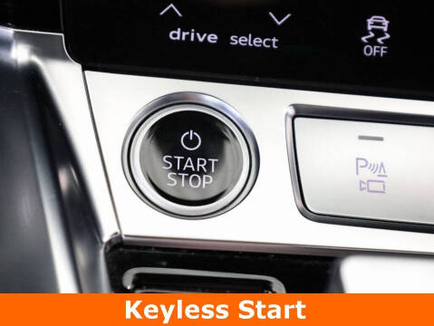 2023 Audi e-tron quattro Premium Plus