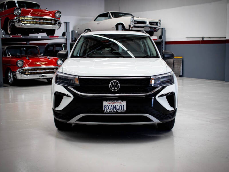 2022 Volkswagen Taos S photo 3