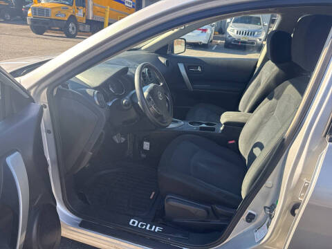 2013 Nissan Rogue S