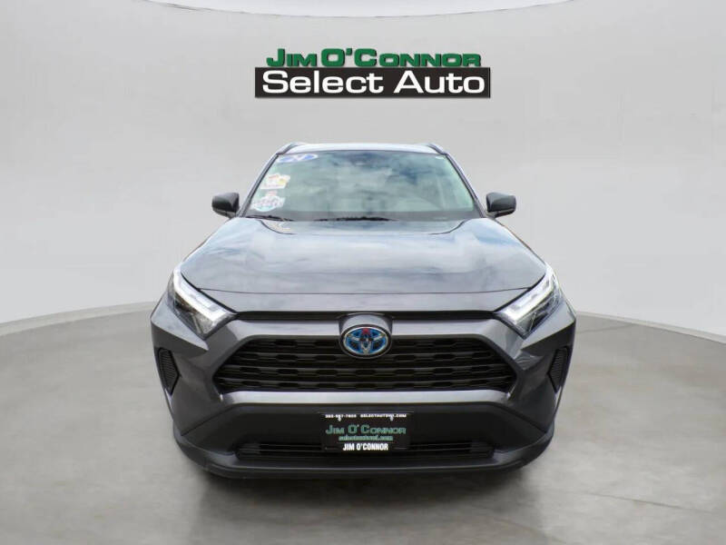 2024 Toyota RAV4 Hybrid LE