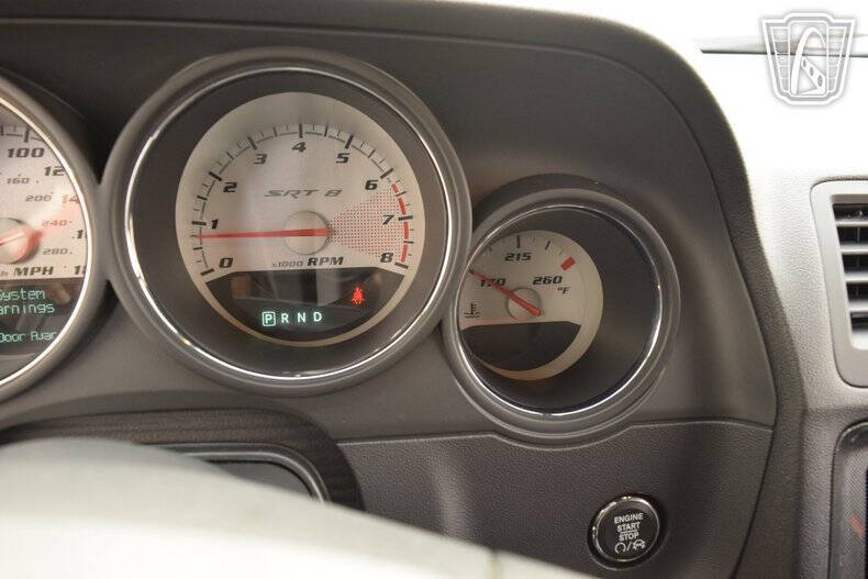 2008 Dodge Challenger SRT8