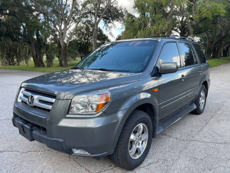 2007 Honda Pilot for sale at ROADHOUSE AUTO SALES INC. in Tampa FL