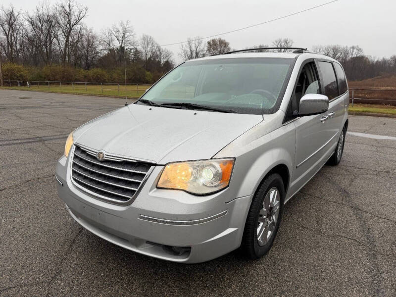 2008 Chrysler Town and Country Limited