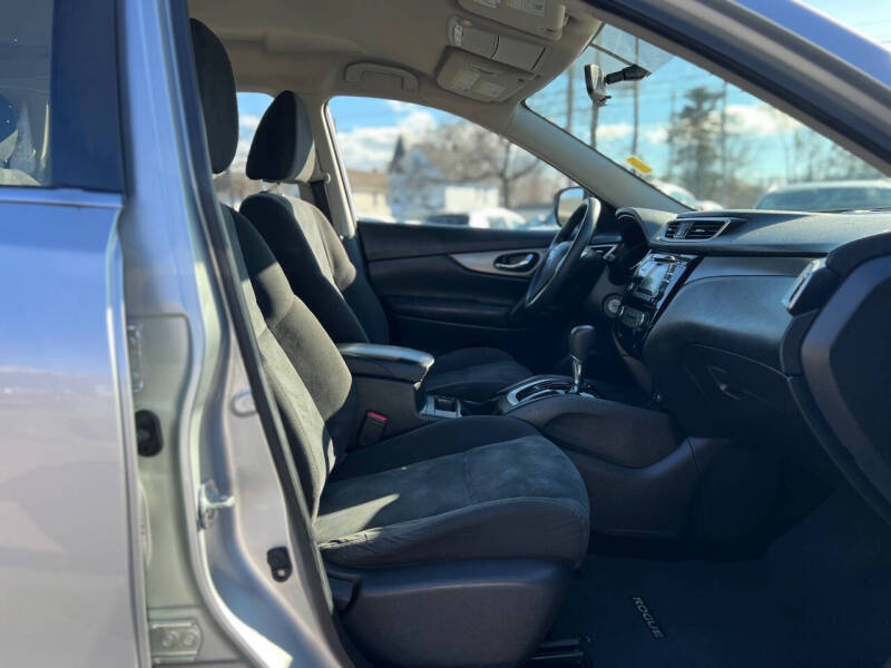 2016 Nissan Rogue S