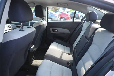 2014 Chevrolet Cruze LS Auto