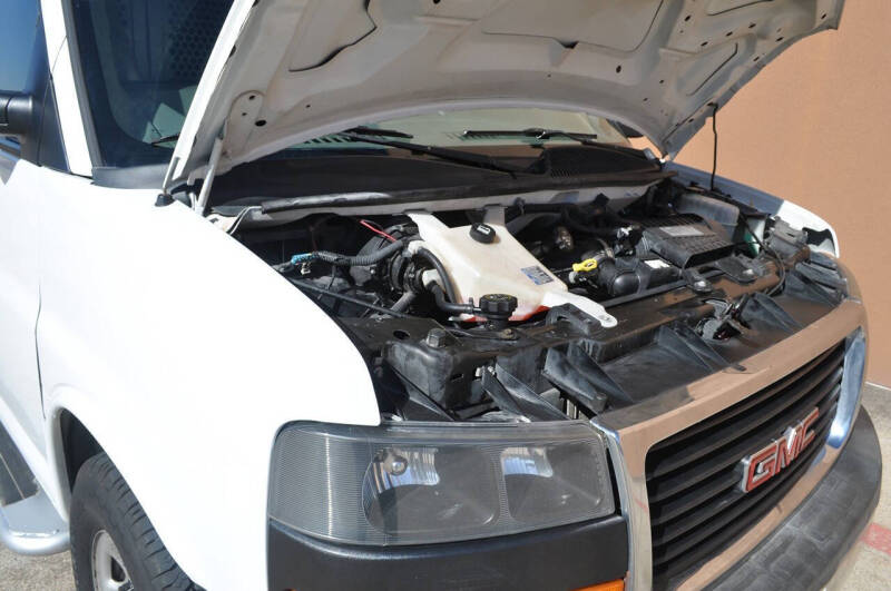 2017 GMC Savana 2500