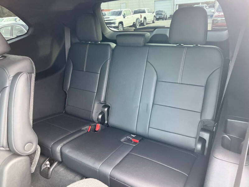 2024 GMC Acadia Elevation