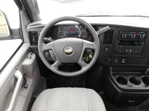 2017 Chevrolet Express LT 3500
