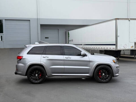 2016 Jeep Grand Cherokee SRT Night