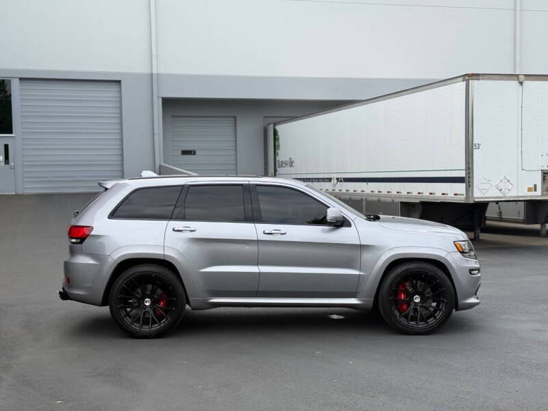 2016 Jeep Grand Cherokee SRT Night