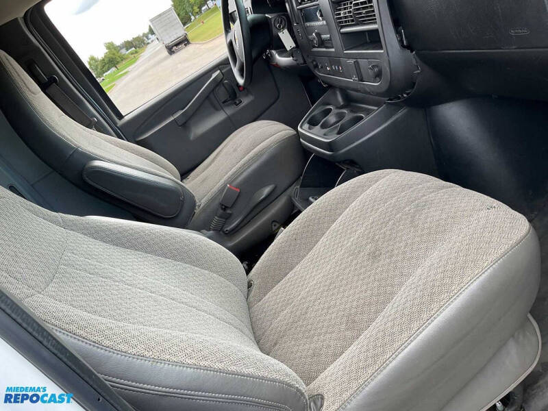 2018 Chevrolet Express 2500