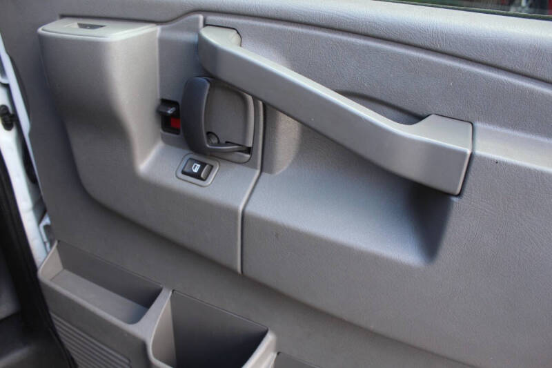 2018 Chevrolet Express 2500