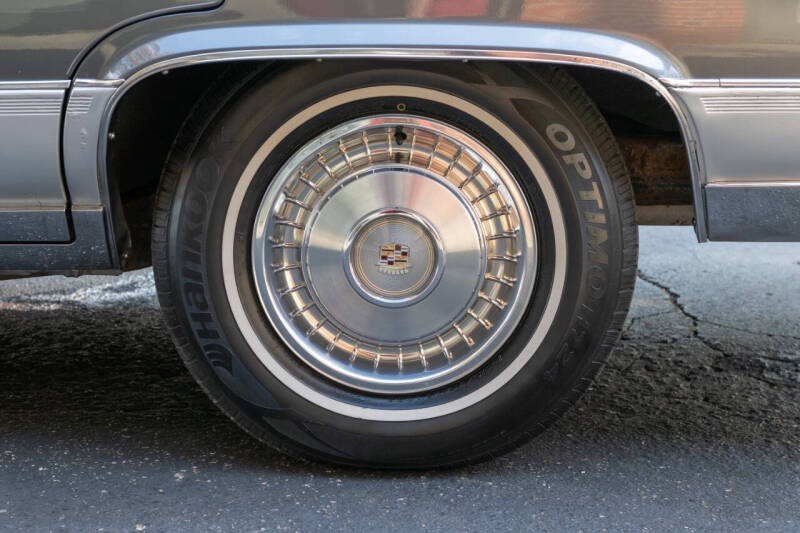 1992 Cadillac Brougham