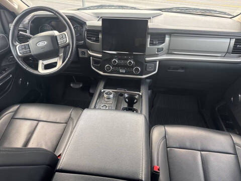 2024 Ford Expedition MAX XLT