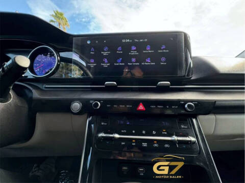 2023 Kia Carnival EX