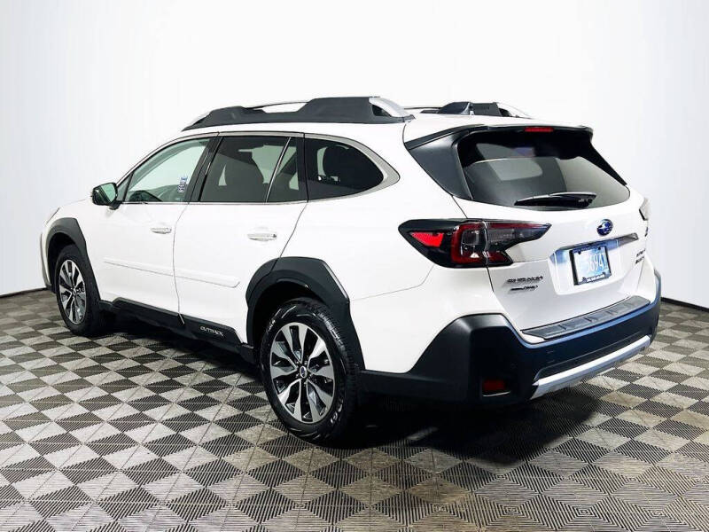 2024 Subaru Outback Touring XT