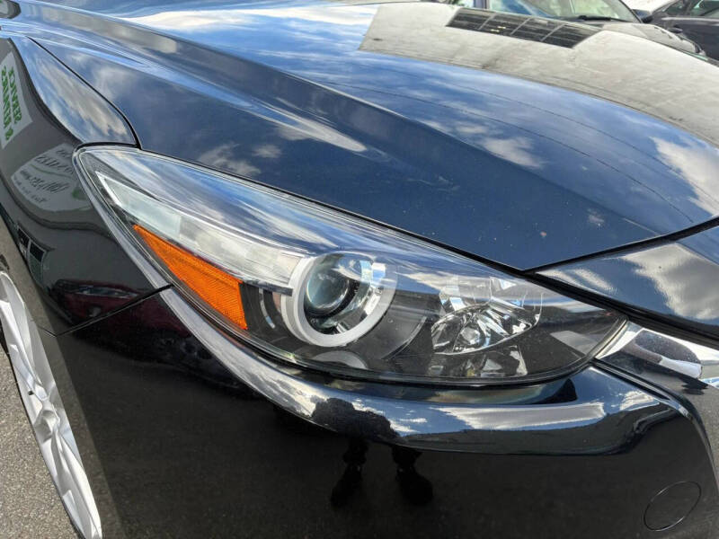 2017 Mazda MAZDA3 Touring