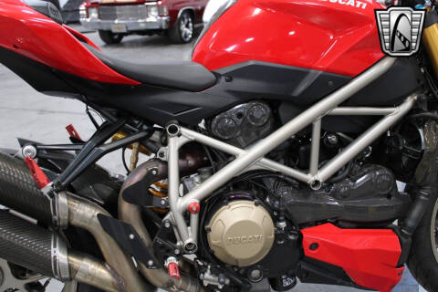 2010 Ducati Streetfighter