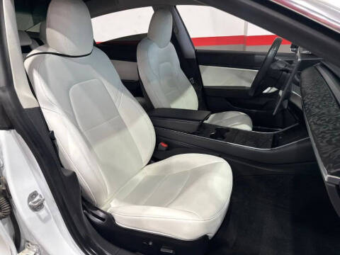 2020 Tesla Model 3 Performance