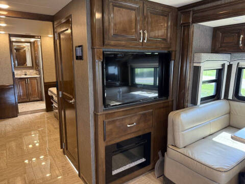 2020 Thor Motor Coach Aria 3901