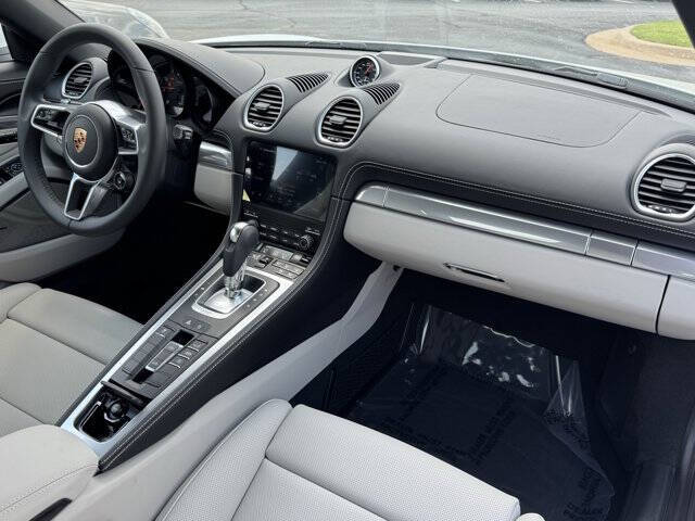 2025 Porsche 718 Boxster