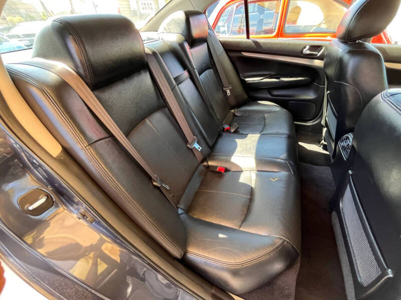 2012 Infiniti G25 Sedan Journey