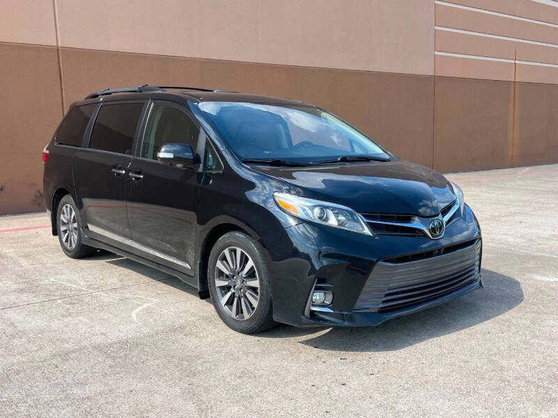 2019 Toyota Sienna Limited Premium 7-Passenger