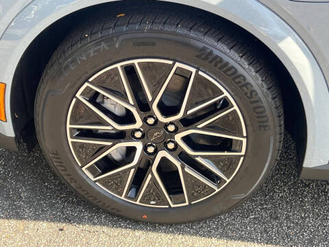 2025 Ford Mustang Mach-E Premium