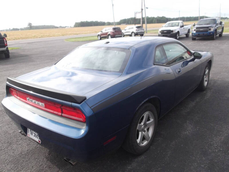 2009 Dodge Challenger SE