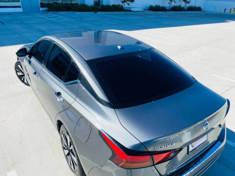 2022 Nissan Altima 2.5 SV